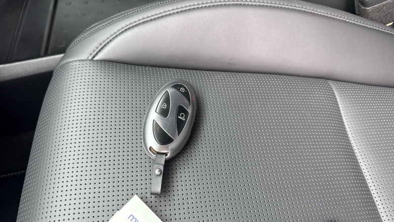 Hyundai SANTA FE 1.6 TGDi PHEV Calligraphy 5dr 4WD Auto [6 Seats] Estate